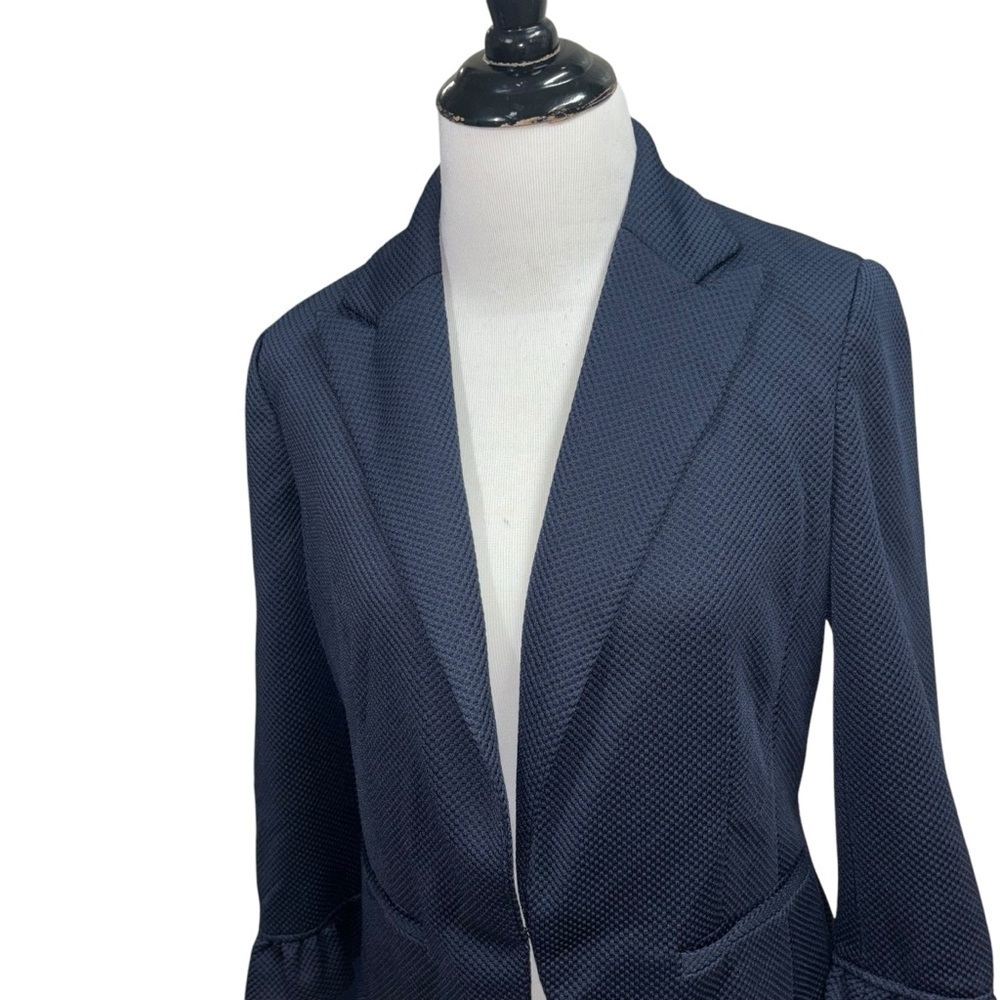Amanda + Chelsea Women's Cropped Blazer in Size 4 Blue Waffle Fabric Ruffles - Picture 2 of 8